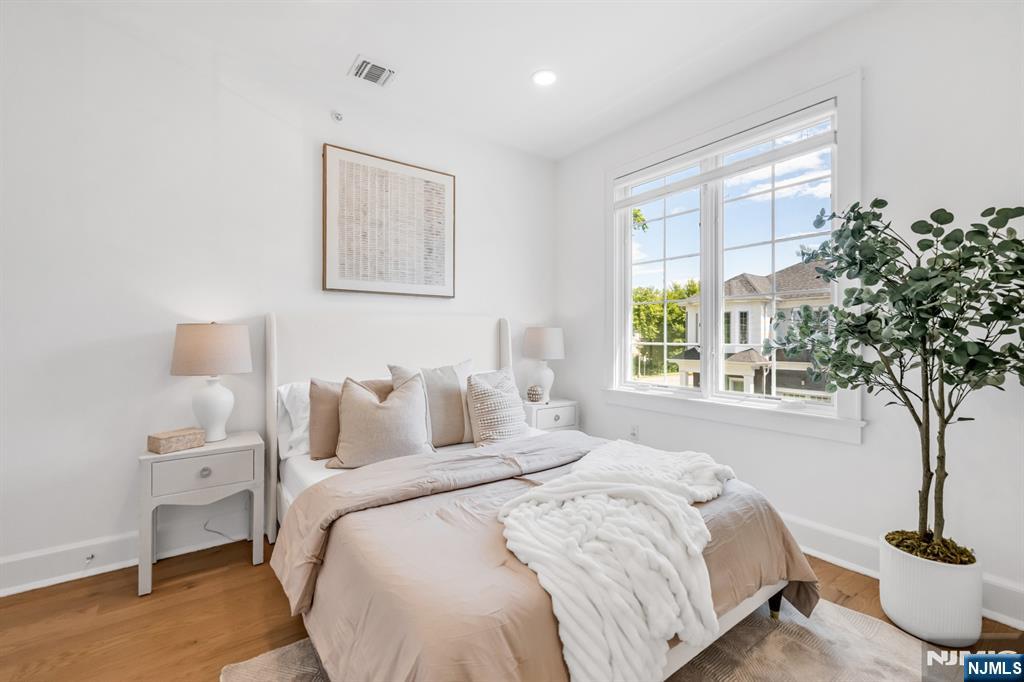 14 Gabriel Court, Unit 14 Paramus, NJ 07652 - Photo 25 of 44