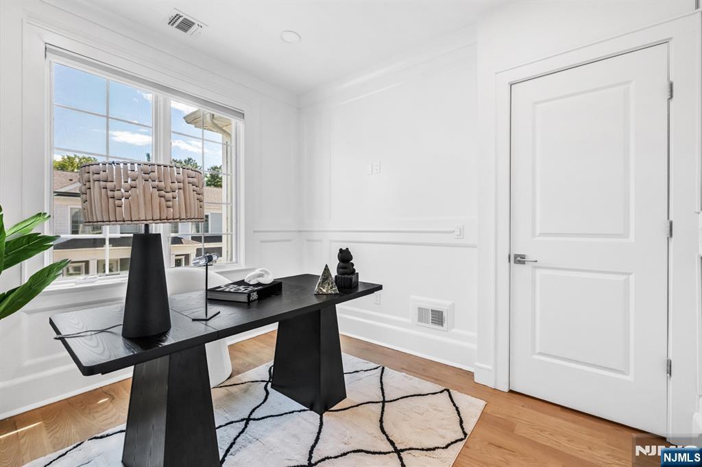 14 Gabriel Court, Unit 14 Paramus, NJ 07652 - Photo 28 of 44