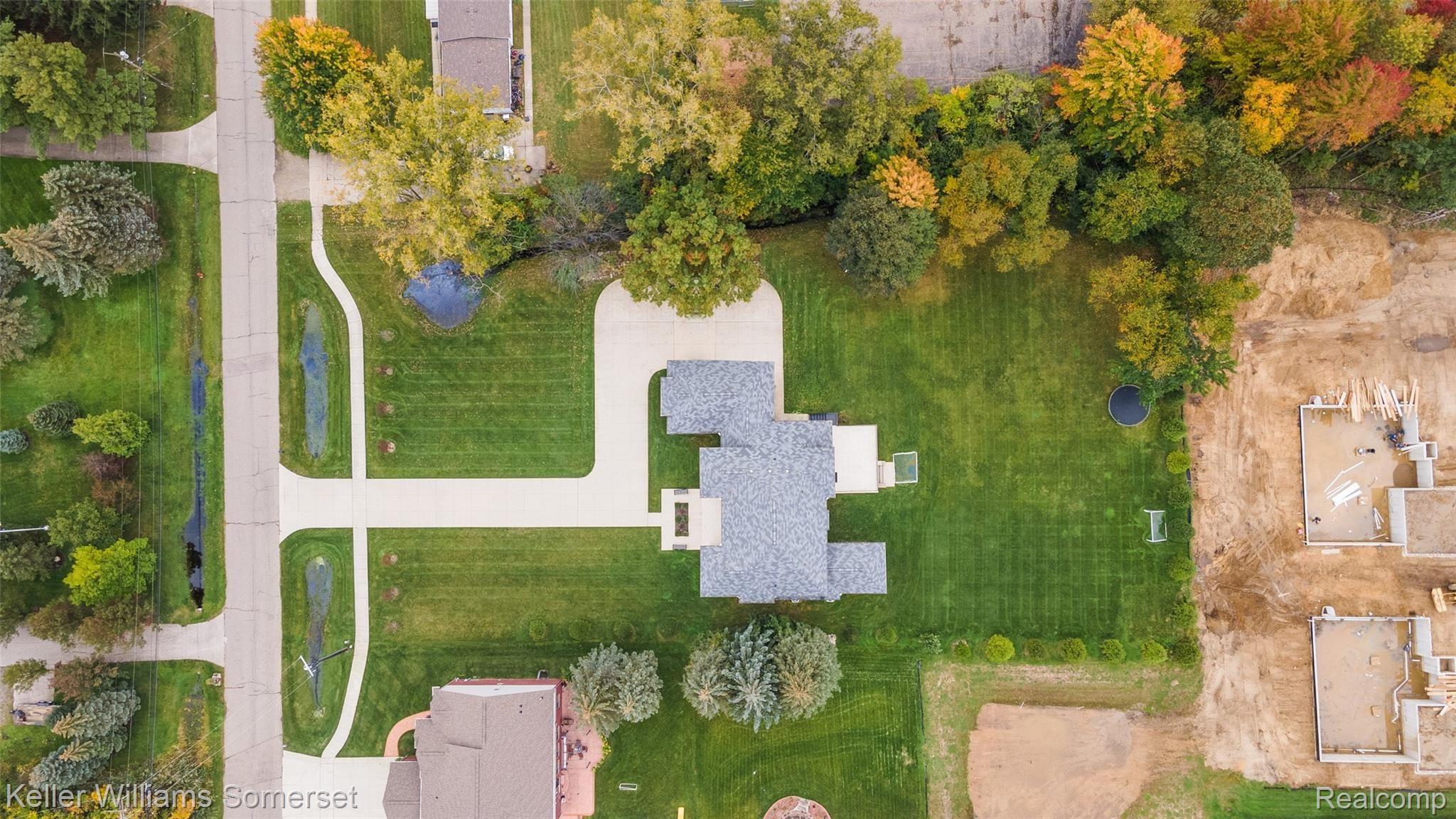 6097 Evanswood Road Troy, MI 48085 - Photo 79 of 86 71.jpg