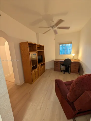 a view of livingroom with hardwood floor