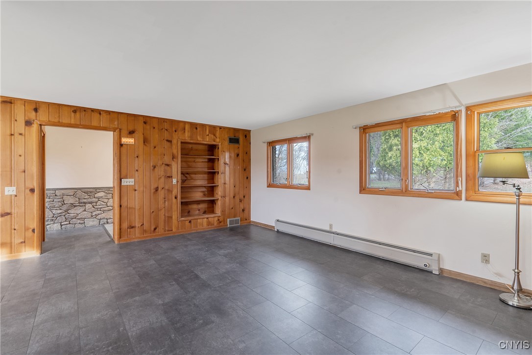 8510 Kinderhook Road Manlius, NY 13082 - Photo 4 of 37