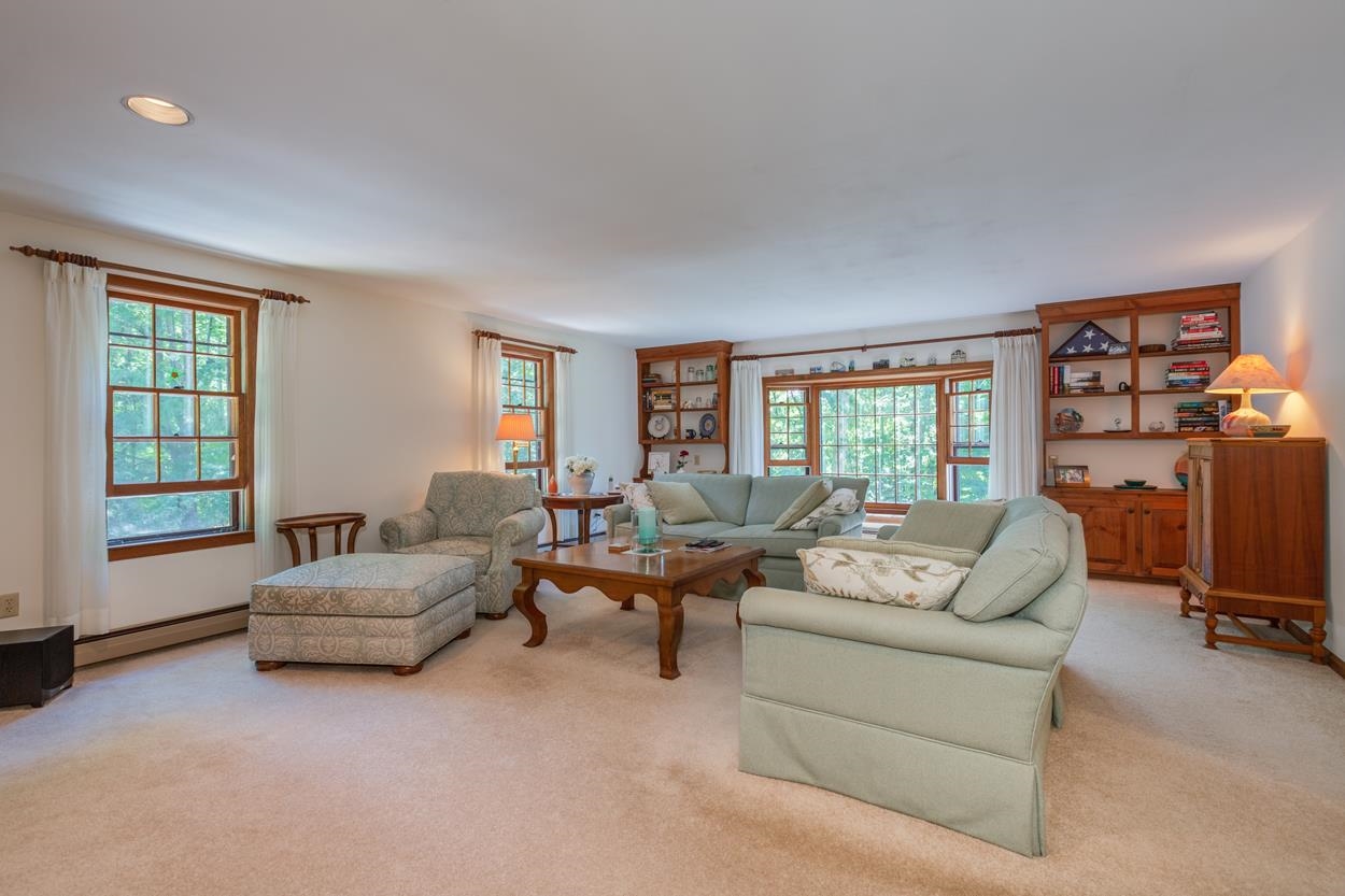 28 Freedom Hill Road Hampstead, NH 03841 - Photo 20 of 37