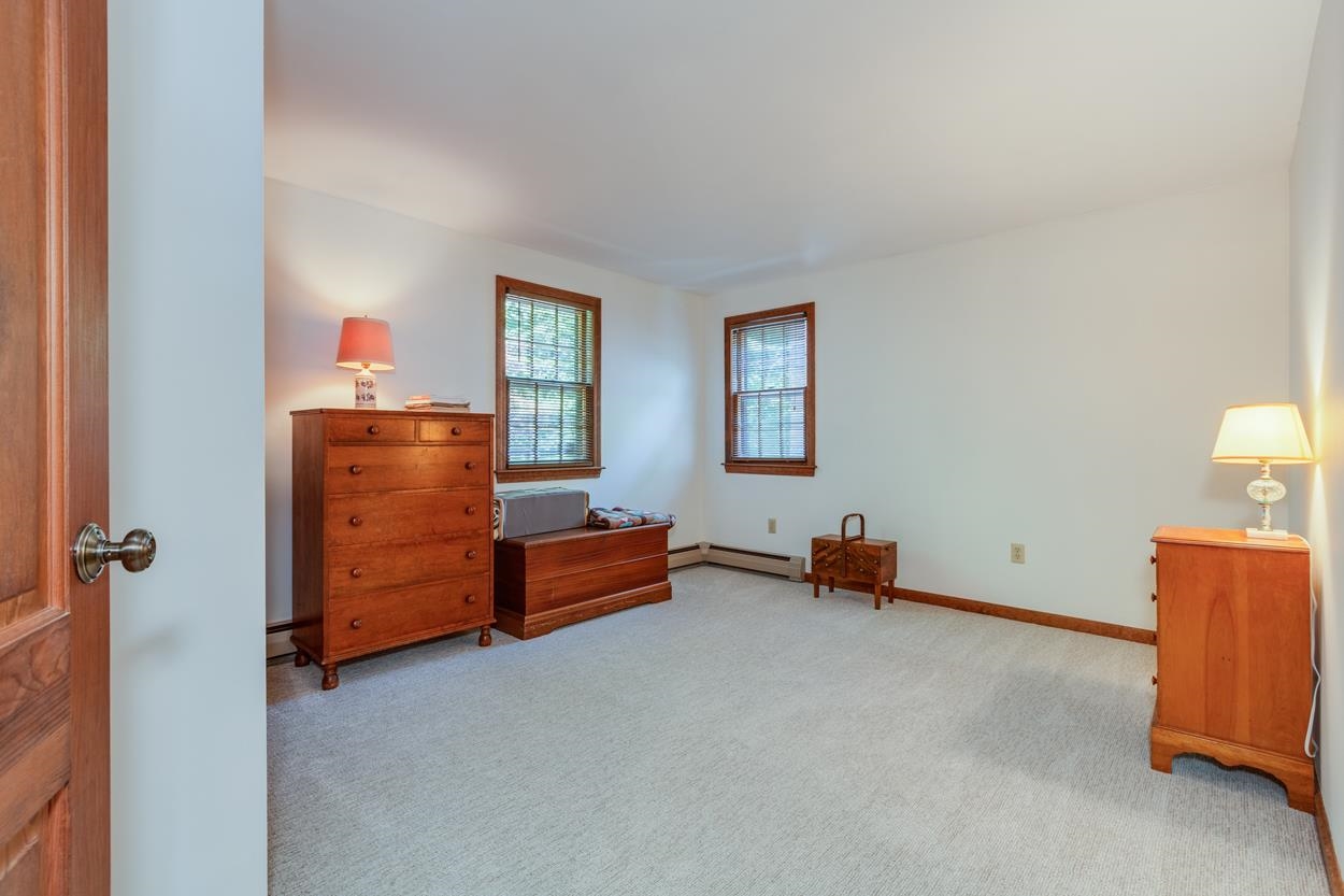 28 Freedom Hill Road Hampstead, NH 03841 - Photo 29 of 37