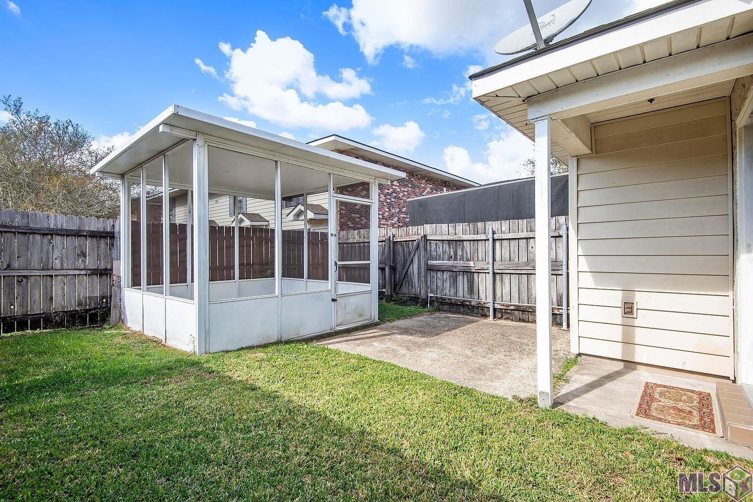 522 South Flannery Road, Unit A Baton Rouge, LA 70815 - Photo 2 of 13