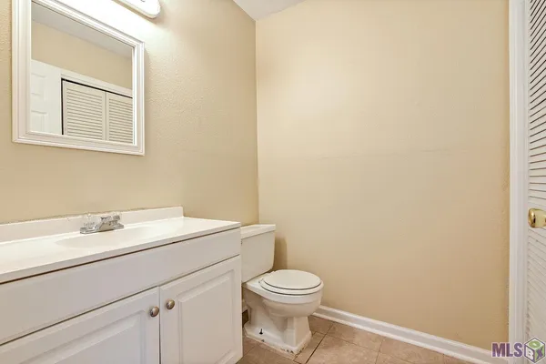 $94,900 | 522 South Flannery Road, Unit A, Baton Rouge, LA 70815