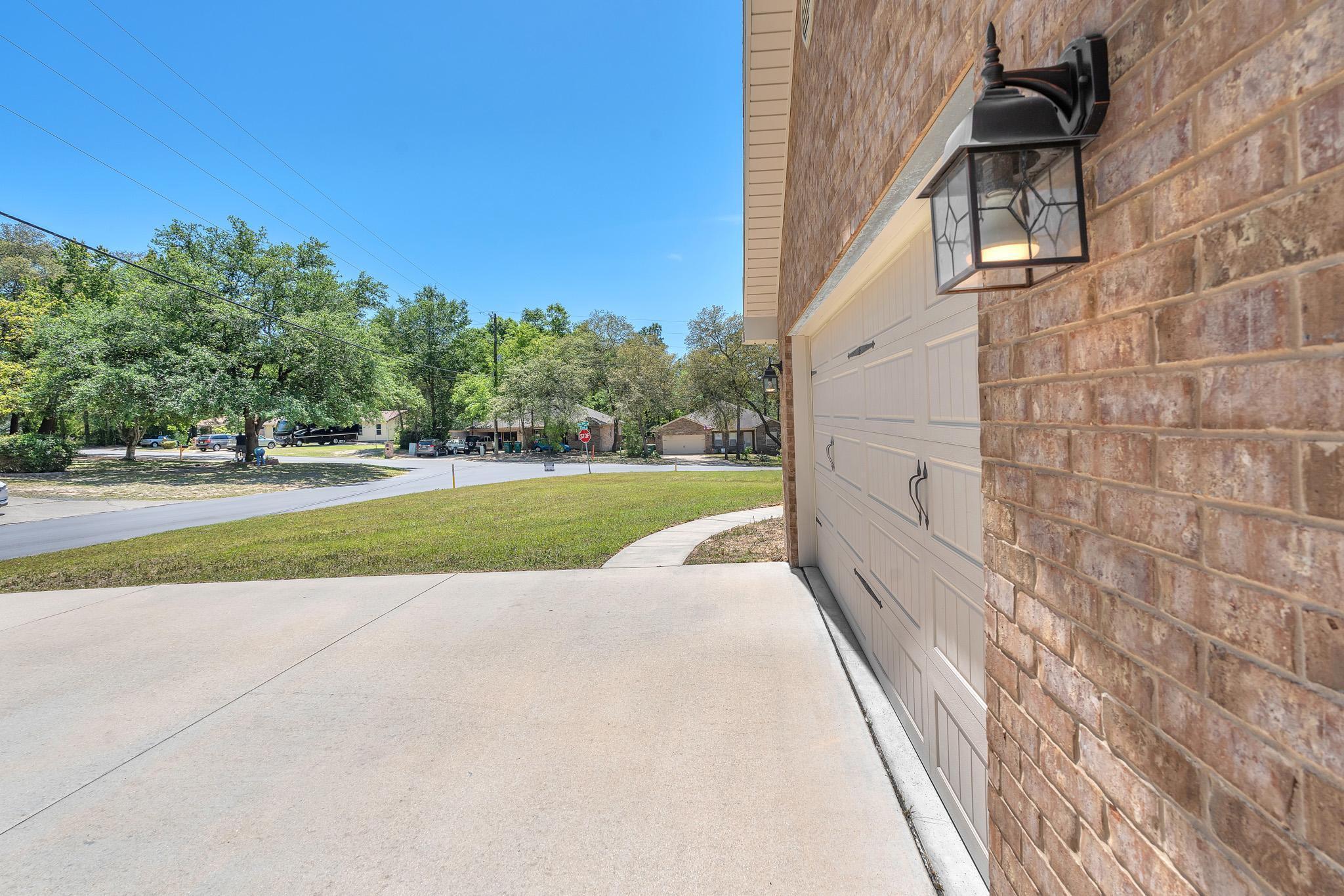 4782 Primrose Street Crestview, FL 32539 - Photo 3 of 45 3