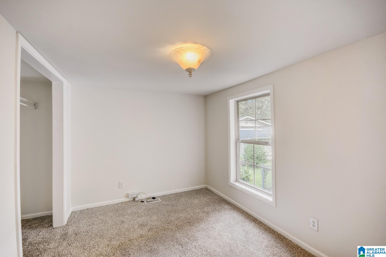 917 4th Avenue Southwest Alabaster, AL 35007 - Photo 8 of 26