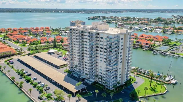 $4,000 | 1621 Gulf Boulevard, Unit 1106, Clearwater Beach, FL 33767
