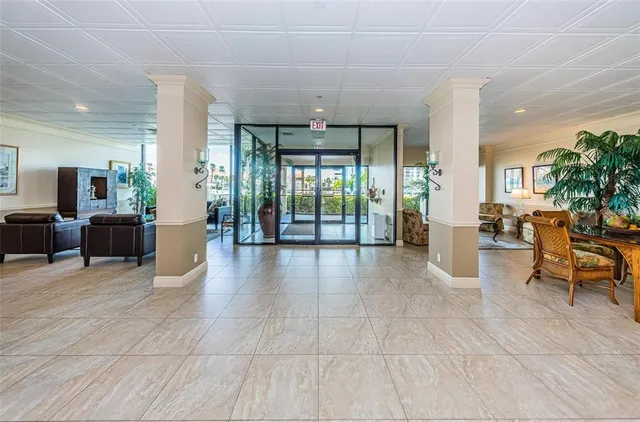 $4,000 | 1621 Gulf Boulevard, Unit 1106, Clearwater Beach, FL 33767