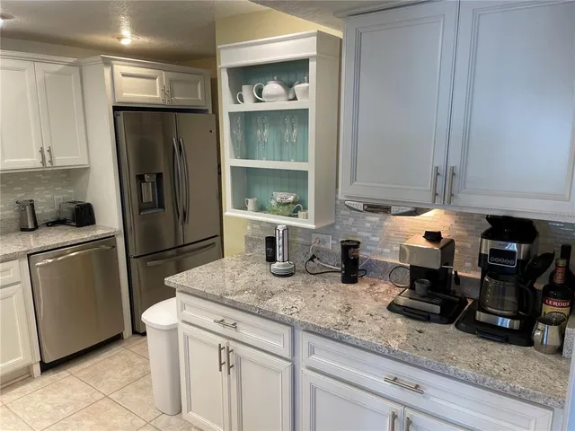 $4,000 | 1621 Gulf Boulevard, Unit 1106, Clearwater Beach, FL 33767