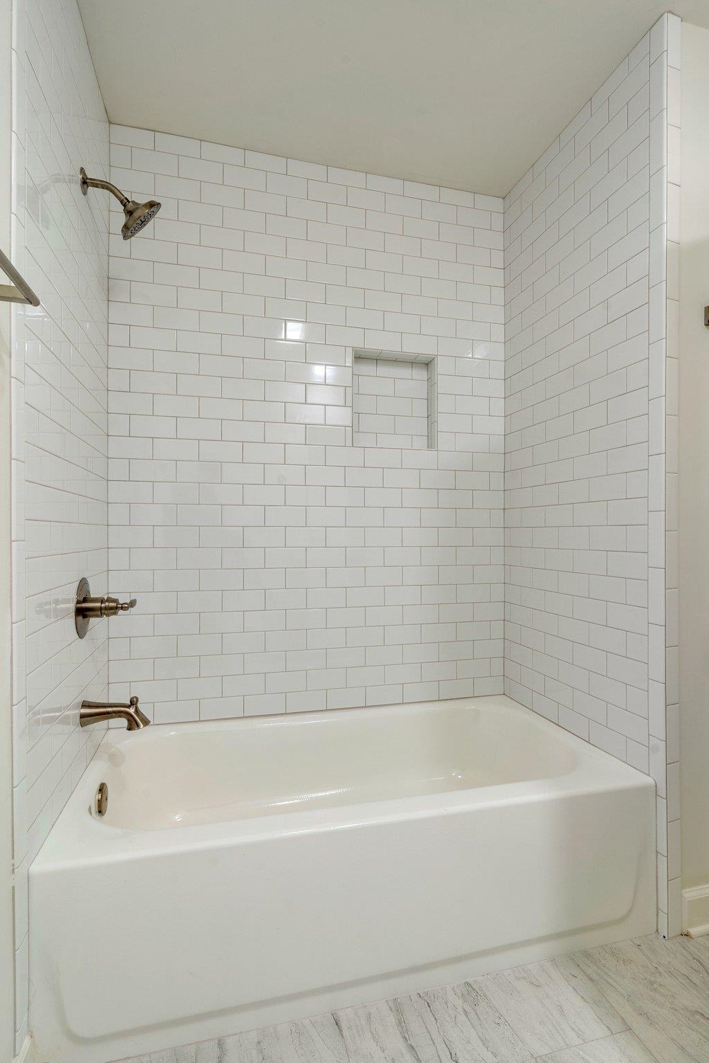 1395 Jeffrey Road Tallahassee, FL 32312 - Photo 10 of 39 Gallery Image 10