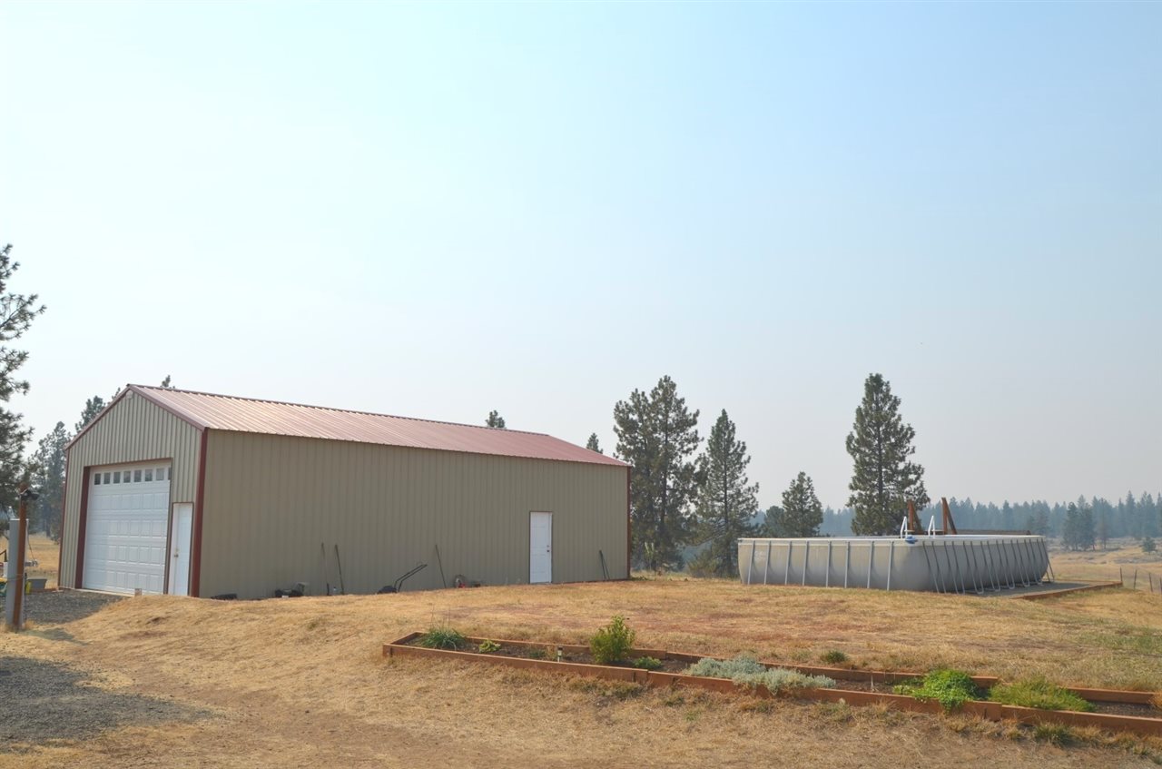 21110 South Harrison Road Edwall, WA 99008 - Photo 2 of 20