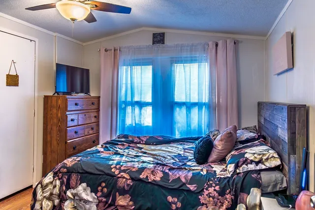 $163,500 | 18 Maple Street, Unit 30, Pepperell, MA 01463