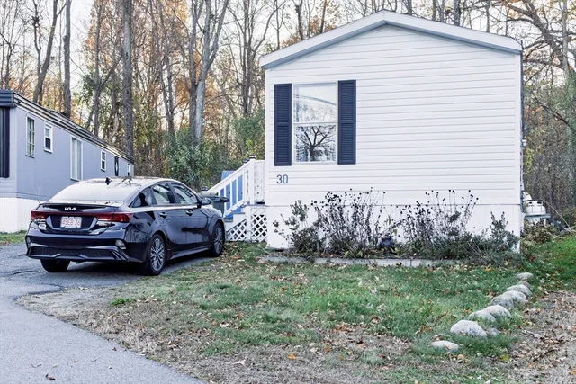 $163,500 | 18 Maple Street, Unit 30, Pepperell, MA 01463