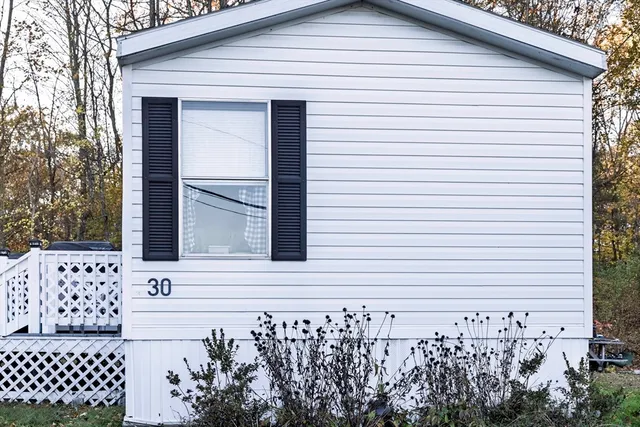 $163,500 | 18 Maple Street, Unit 30, Pepperell, MA 01463