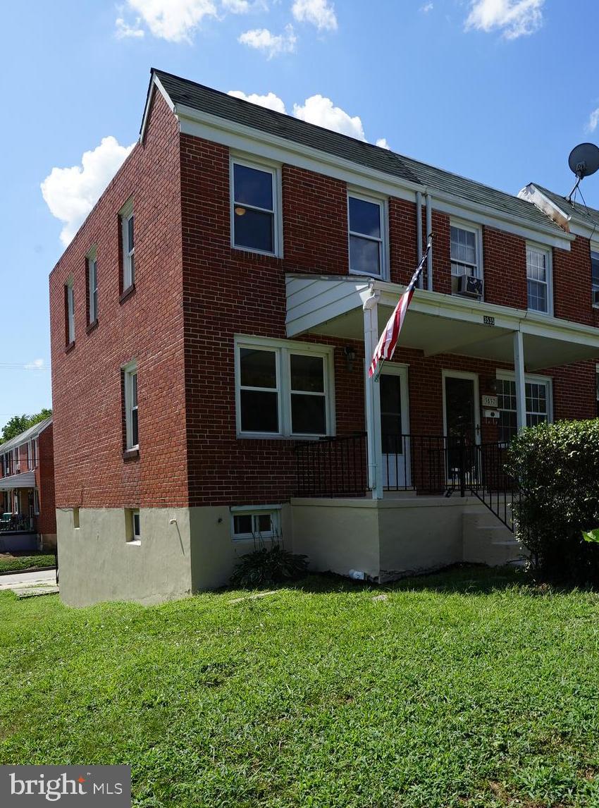 3535 Benzinger Road Baltimore, MD 21229 - Photo 3 of 23 Corner unit.