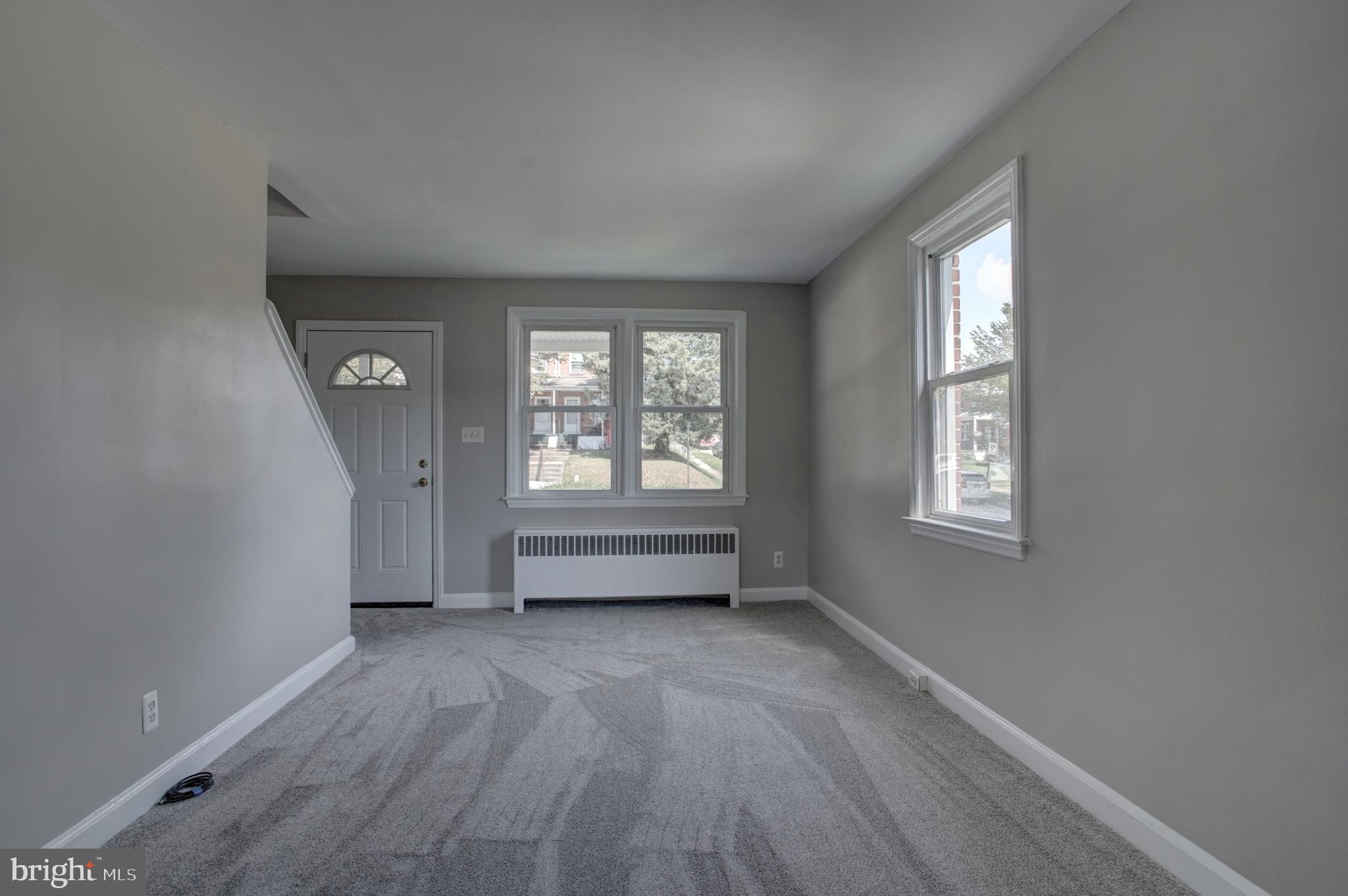 3535 Benzinger Road Baltimore, MD 21229 - Photo 4 of 23 Living room.