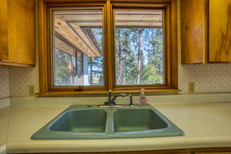 18615 North Division Road Colbert, WA 99005 - Photo 18 of 37