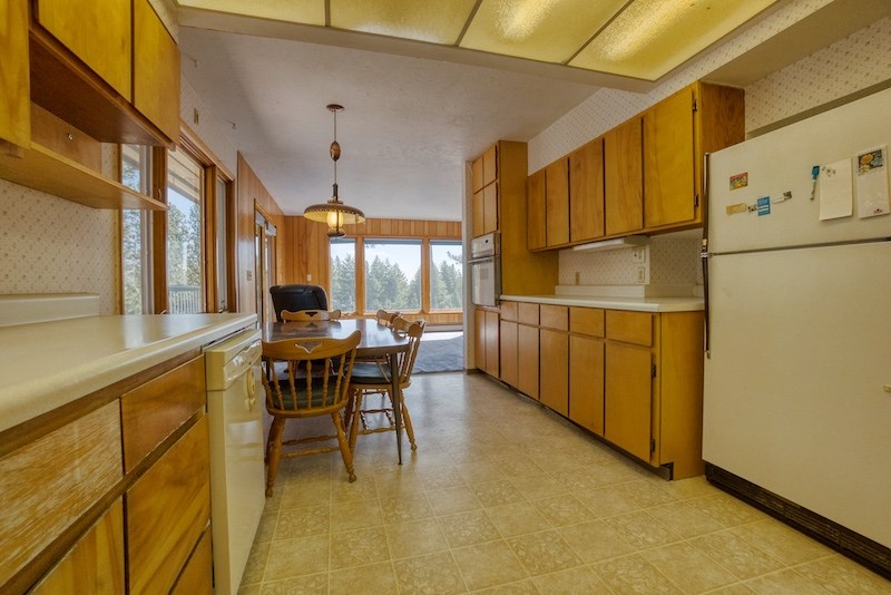 18615 North Division Road Colbert, WA 99005 - Photo 19 of 37
