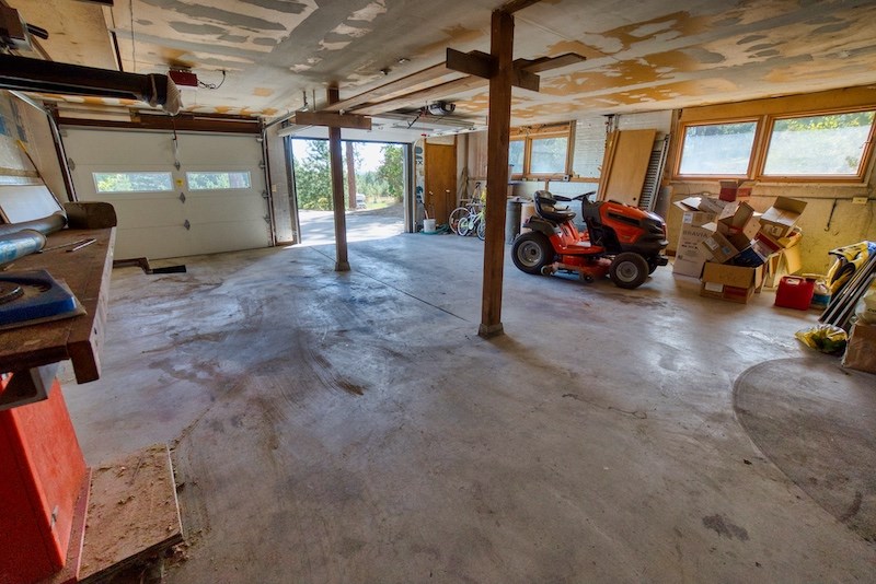 18615 North Division Road Colbert, WA 99005 - Photo 28 of 37