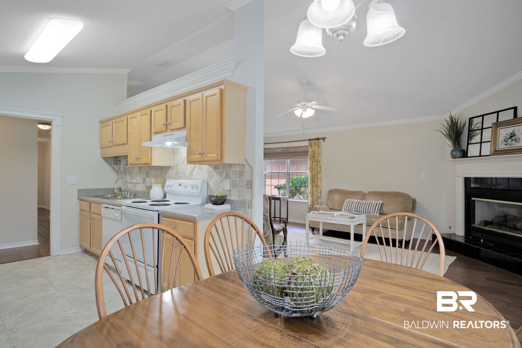 217 Spring Lake Drive Fairhope, AL 36532 - Photo 11 of 37