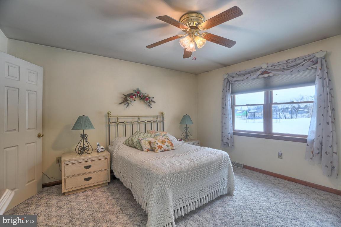 780 Power Road Manheim, PA 17545 - Photo 18 of 34