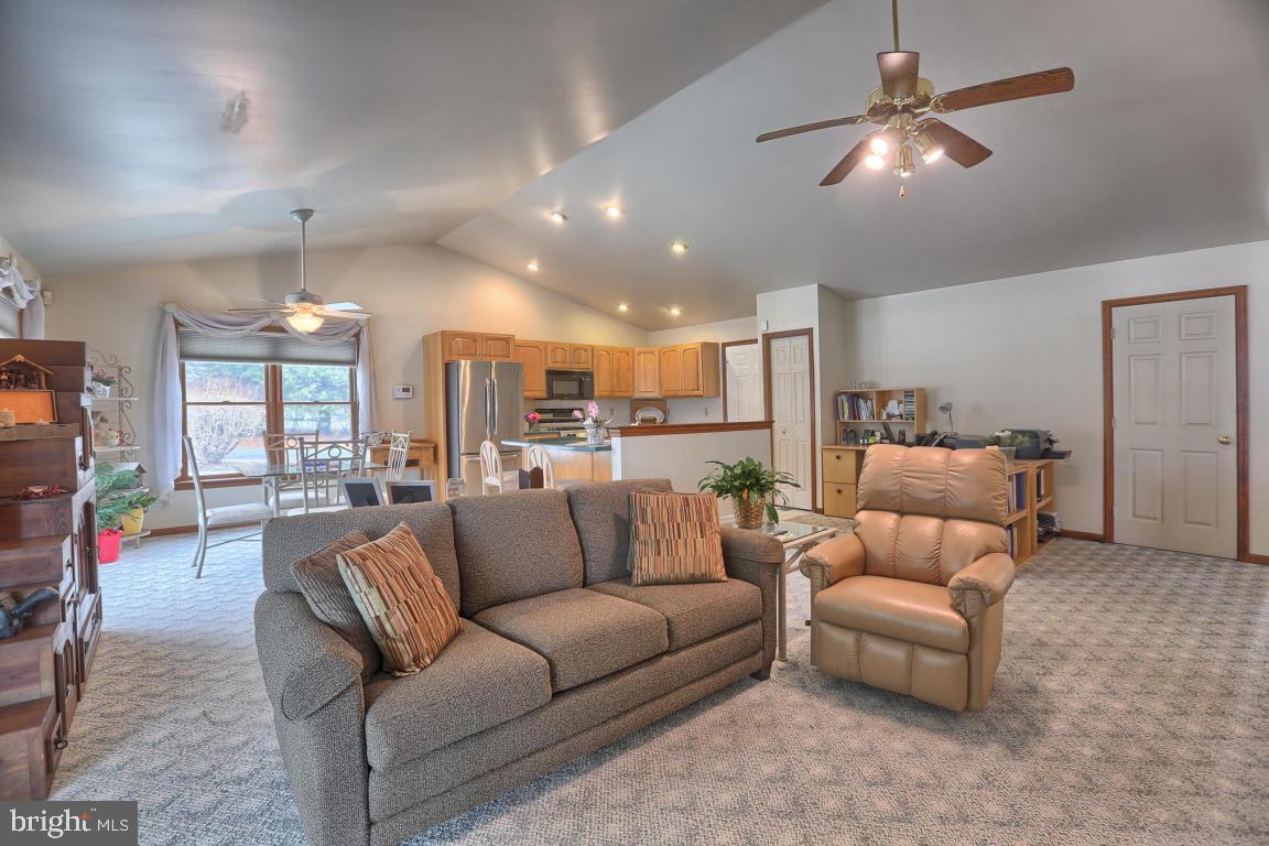 780 Power Road Manheim, PA 17545 - Photo 8 of 34