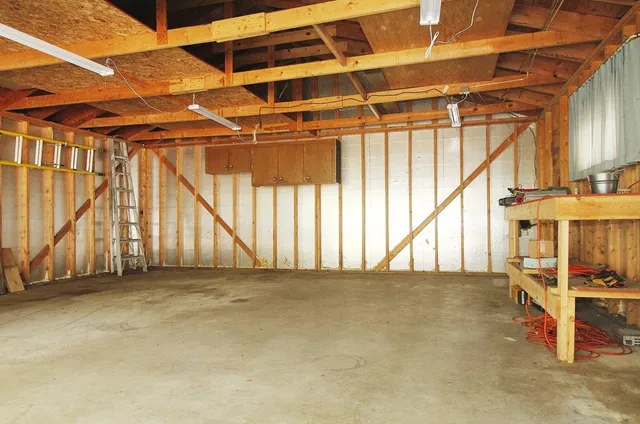 $128,000 | N5830 Oak Tree Acres, Princeton, WI 54968