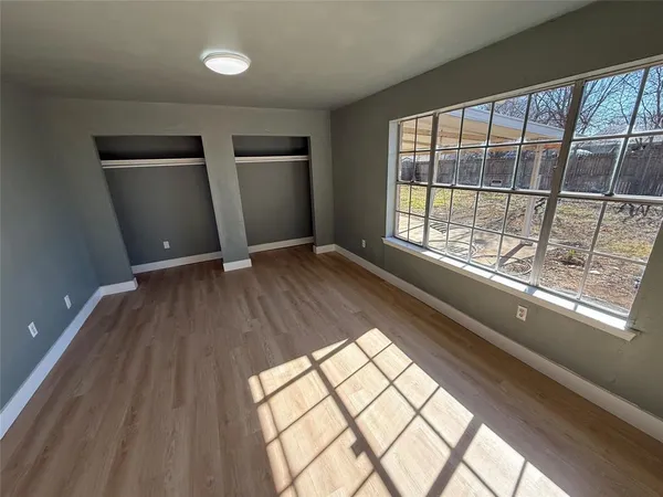 $2,000 | 5700 Cherilee Lane, Haltom City, TX 76148