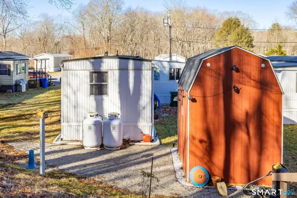 a view of an outdoor space