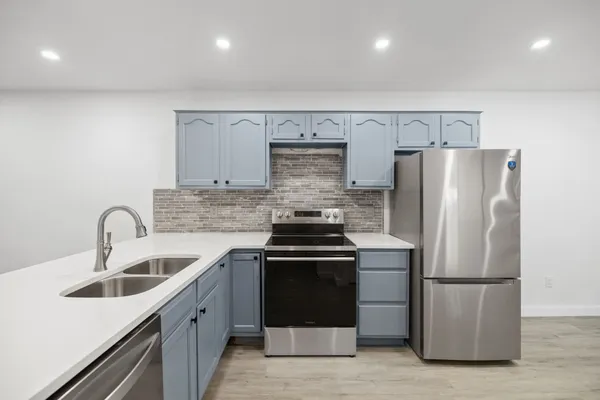 $399,000 | 7211 Lakewood Drive, Unit C111, Austin, TX 78750