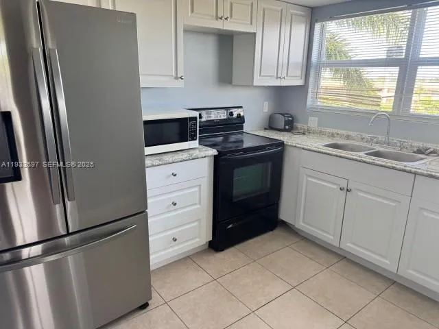 $1,950 | 2551 Northwest 41st Avenue, Unit 411, Lauderhill, FL 33313