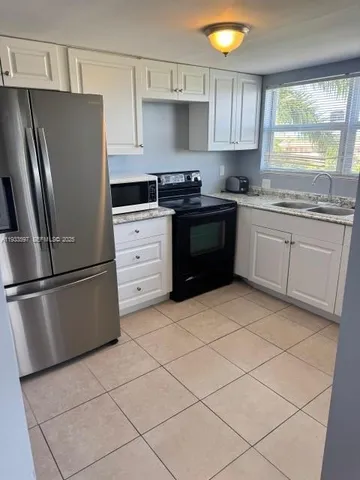 $1,950 | 2551 Northwest 41st Avenue, Unit 411, Lauderhill, FL 33313