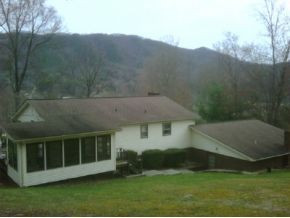 252 Dogwood Acres Road Hampton, TN 37658 - Photo 3 of 5 Photo 3