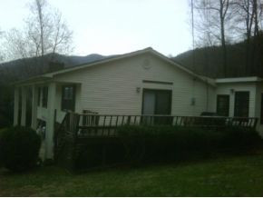 252 Dogwood Acres Road Hampton, TN 37658 - Photo 4 of 5 Photo 4