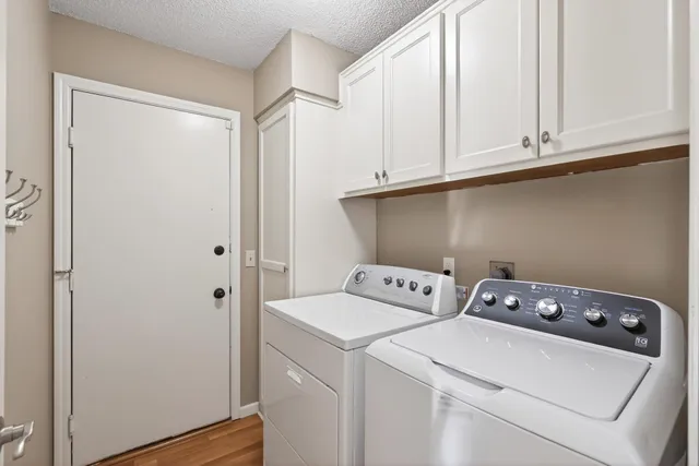 $449,900 | 11712 Sierra Court, Burnsville, MN 55337