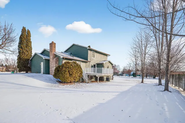 $449,900 | 11712 Sierra Court, Burnsville, MN 55337