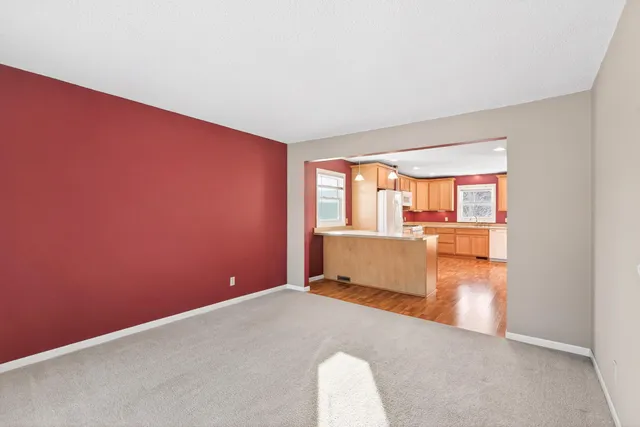 $449,900 | 11712 Sierra Court, Burnsville, MN 55337