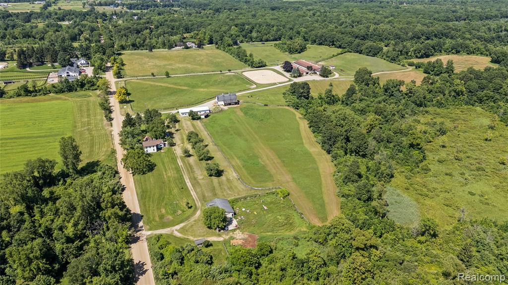 5280 Hosner Road Oxford, MI 48370 - Photo 1 of 42 Gallery Image 1