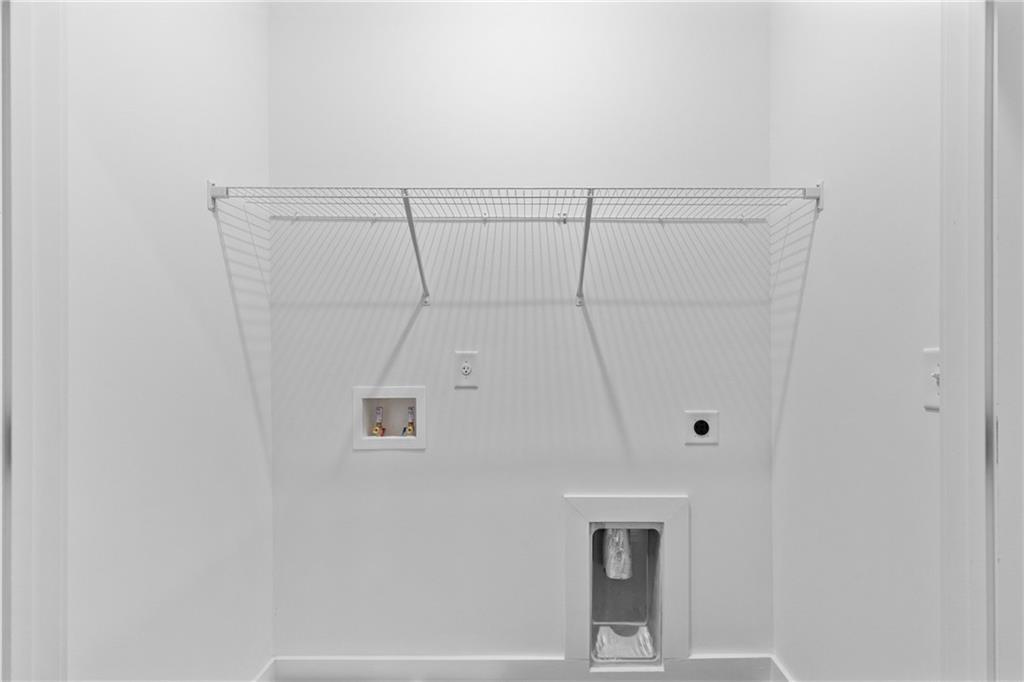 201 New Street, Unit 2304 Decatur, GA 30030 - Photo 14 of 28 a picture of a door