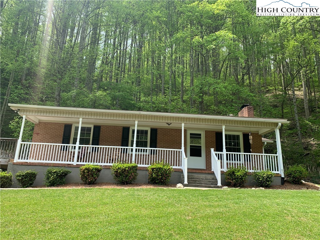 537 Simmons Road Deep Gap, NC 28618 - Photo 1 of 50 Gallery Image 1