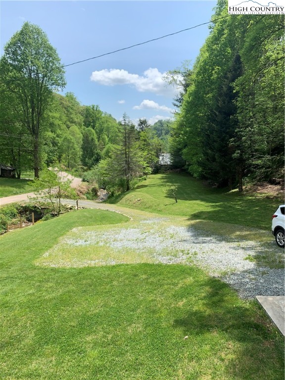 537 Simmons Road Deep Gap, NC 28618 - Photo 15 of 50 Gallery Image 15
