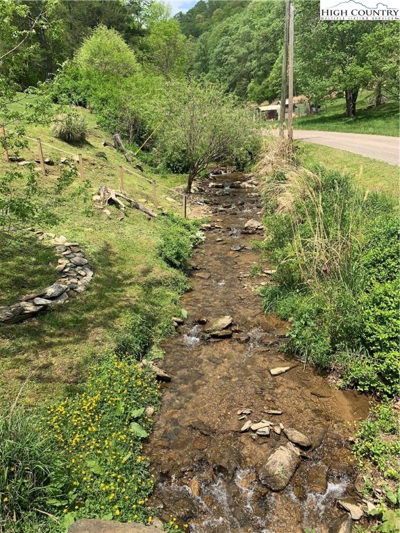 537 Simmons Road Deep Gap, NC 28618 - Photo 19 of 50 Gallery Image 19