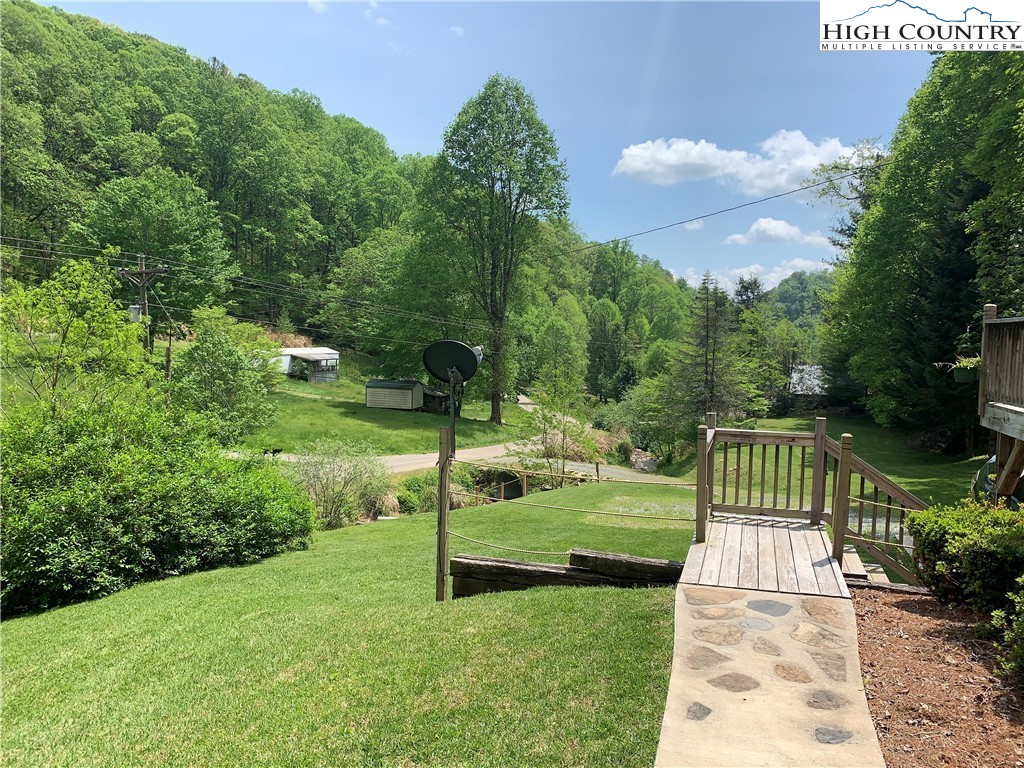 537 Simmons Road Deep Gap, NC 28618 - Photo 8 of 50 Gallery Image 8