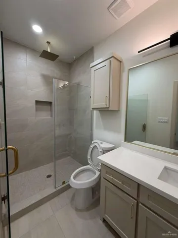 $1,400 | 2113 Dragonfly St Mission, Unit 3, Mission, TX 78572