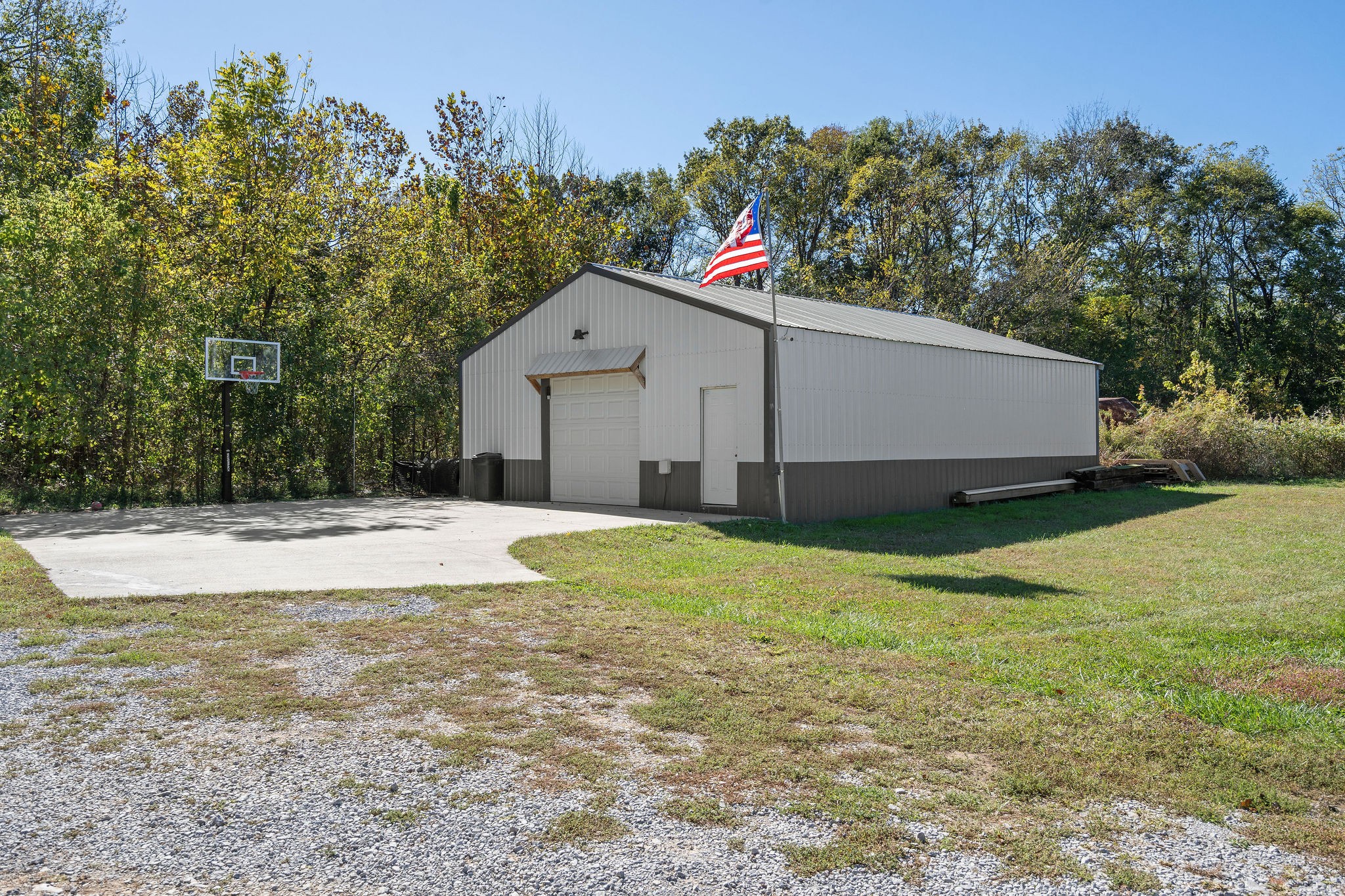 1833 Preacher Holt Road Mount Pleasant, TN 38474 - Photo 5 of 43