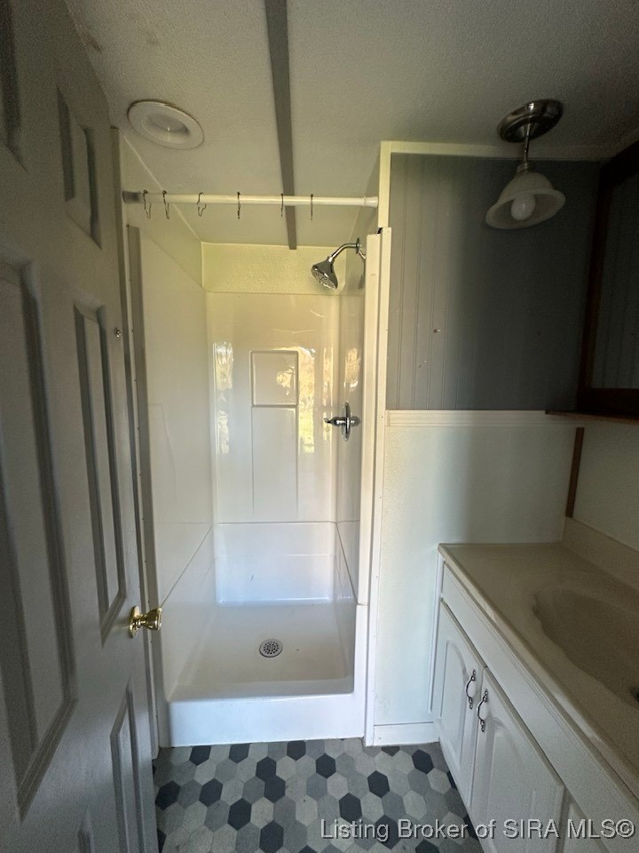 3183 New Frankfort Road Scottsburg, IN 47170 - Photo 15 of 18