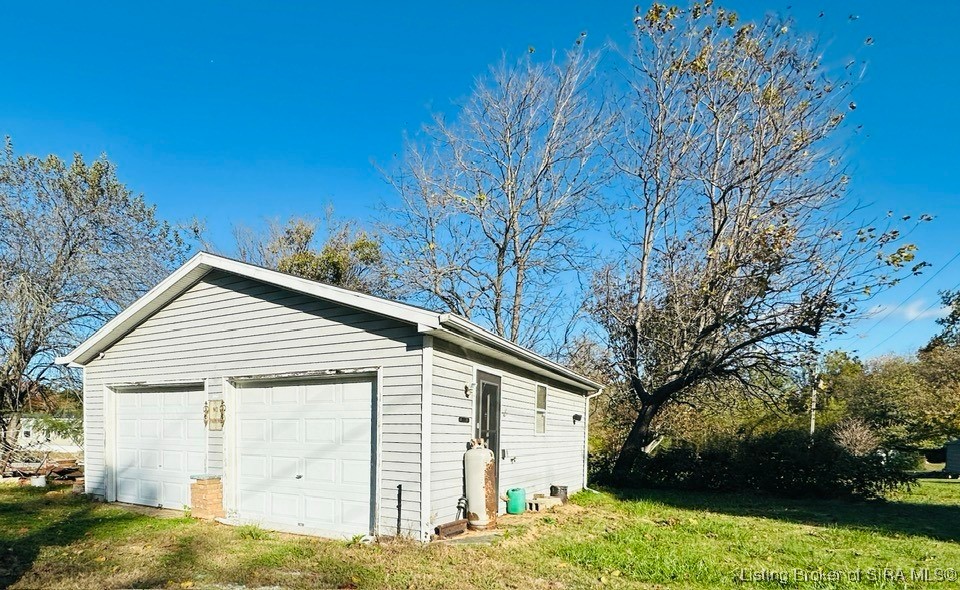 3183 New Frankfort Road Scottsburg, IN 47170 - Photo 5 of 18 2-Car Detached Garage!