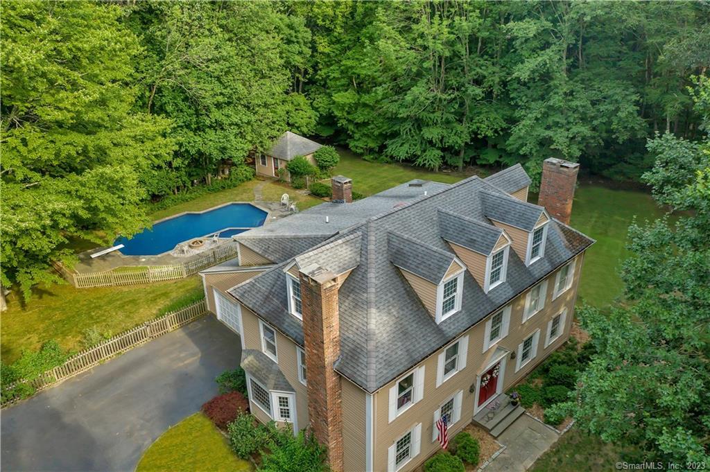 WELCOME HOME... your own private retreat!