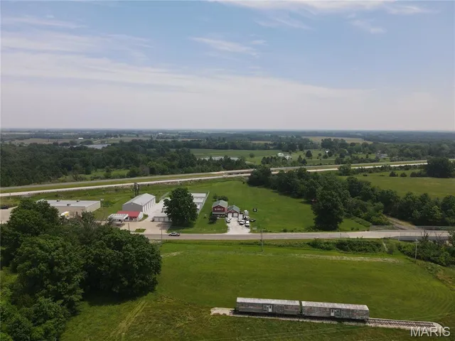 $1,200,000 | 1007 North Brown Street, La Plata, MO 63549